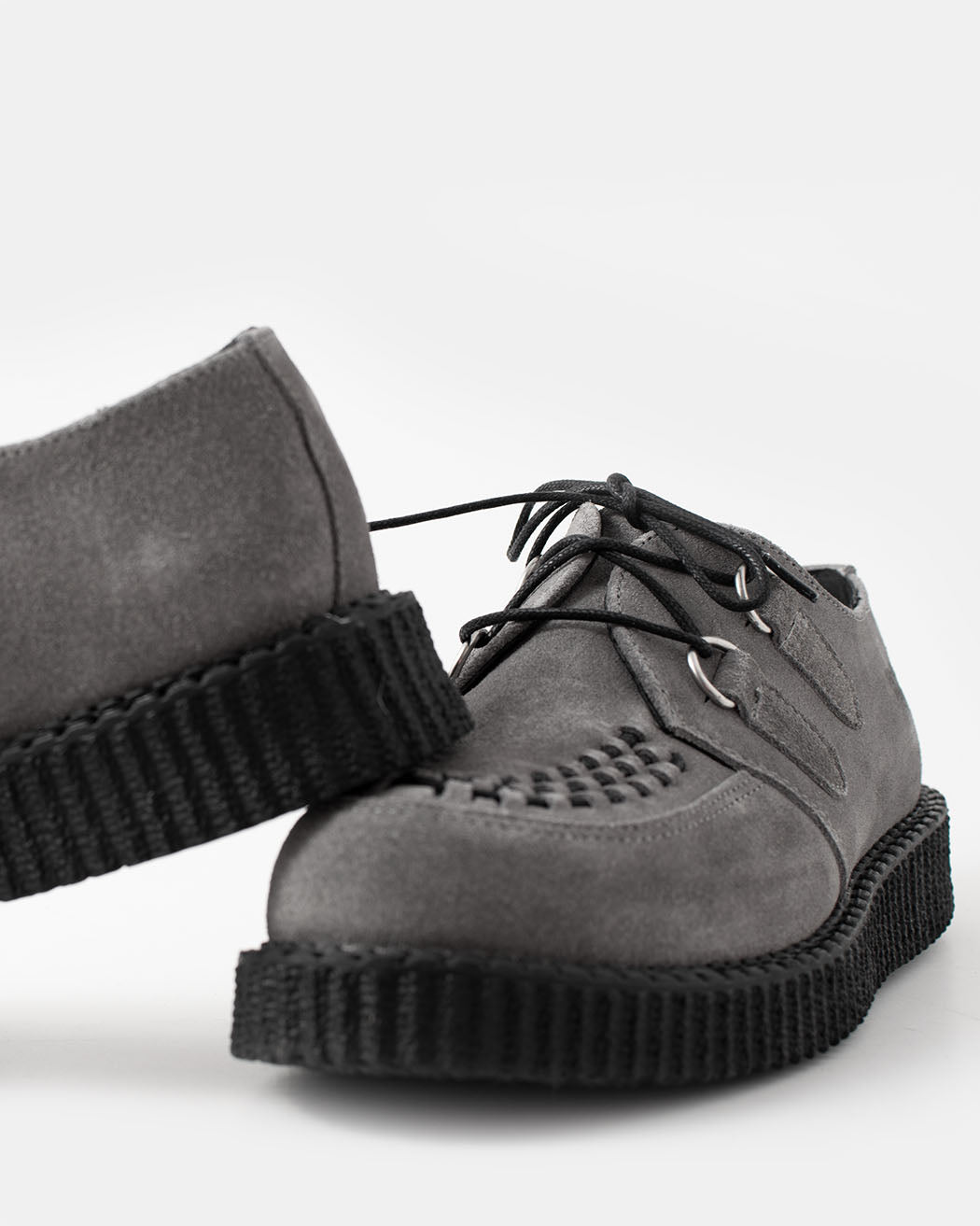Bei PICK UP in Düsseldorf findest Du BBC, Creeper, Haley, Grey Suede  und viel mehr von BBC