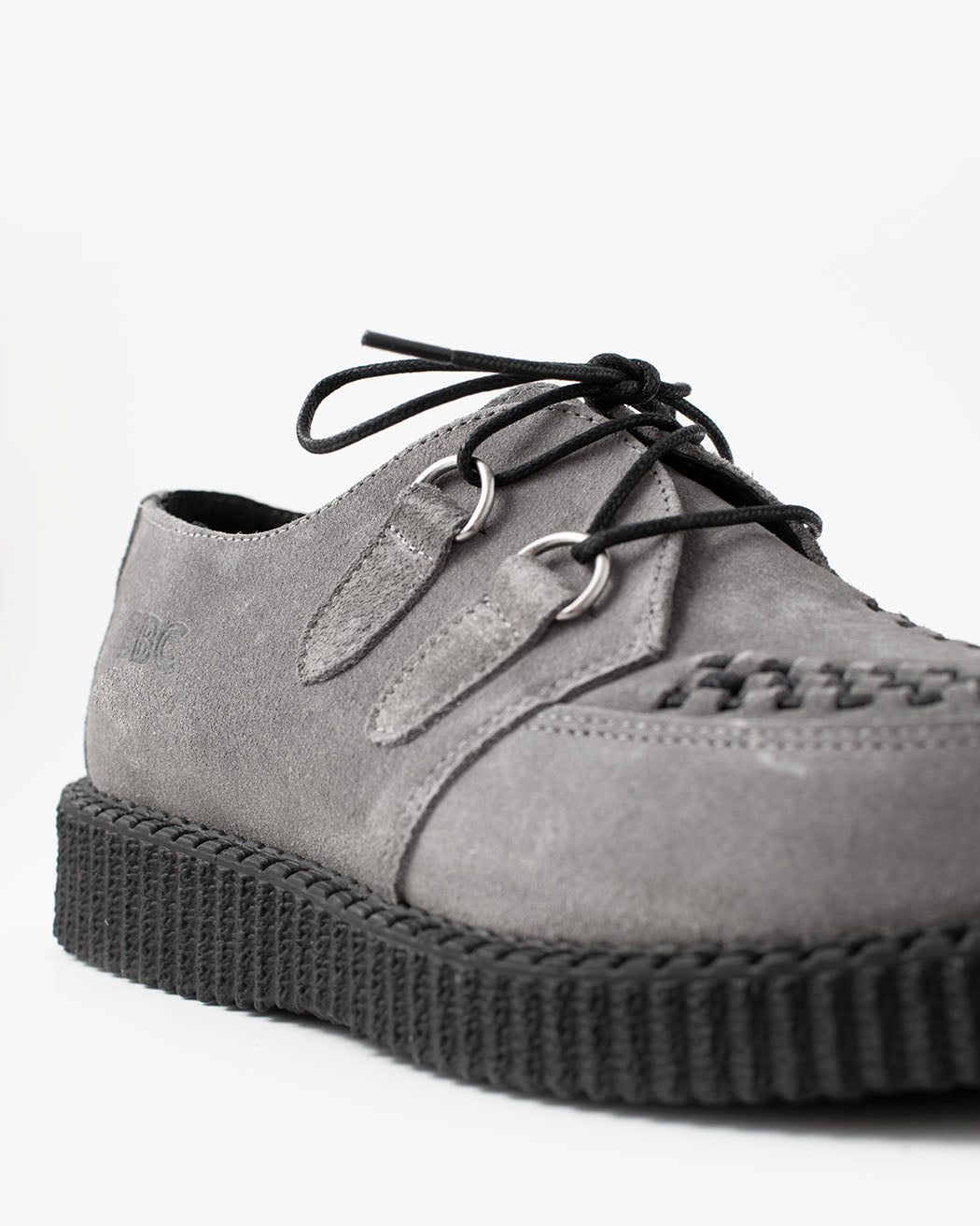 Bei PICK UP in Düsseldorf findest Du BBC, Creeper, Haley, Grey Suede  und viel mehr von BBC