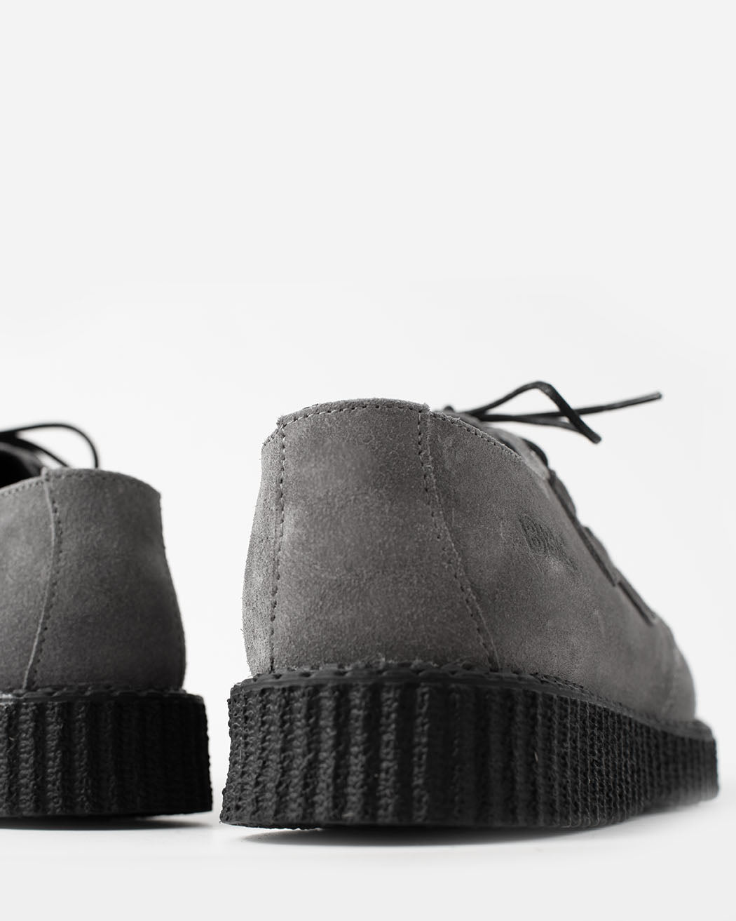 Bei PICK UP in Düsseldorf findest Du BBC, Creeper, Haley, Grey Suede  und viel mehr von BBC