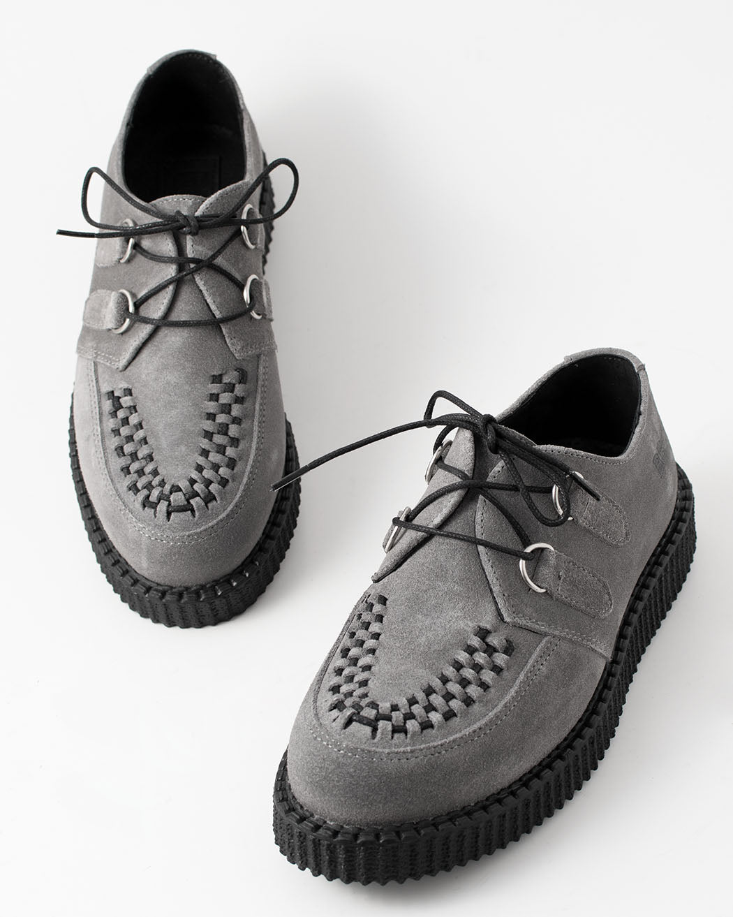 Bei PICK UP in Düsseldorf findest Du BBC, Creeper, Haley, Grey Suede  und viel mehr von BBC