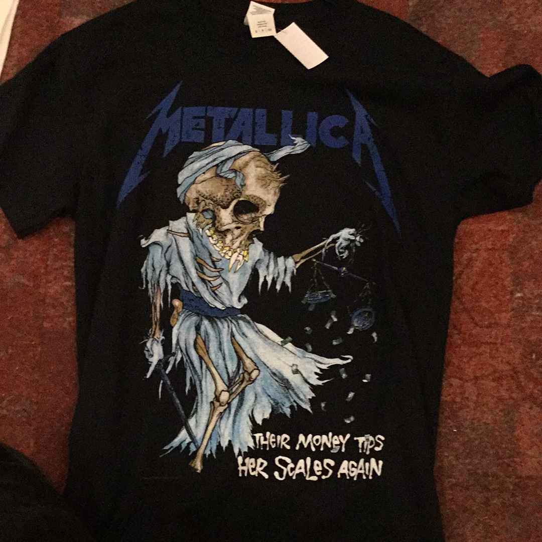 Bei PICK UP in Düsseldorf findest Du Bandshirt, Metallica, Money Tips Scales Again und viel mehr von PHD/RockOff