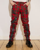 Bei PICK UP in Düsseldorf findest Du Tiger of London, Zip Bondage Tartan Pant, Red  und viel mehr von Tiger of London