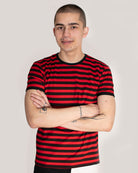 Bei PICK UP in Düsseldorf findest Du Run & Fly, JM336, Mens Striped T-Shirt, Black/Red  und viel mehr von RUN & FLY