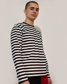 Bei PICK UP in Düsseldorf findest Du Run & Fly, Mens Striped Long Sleeve, Black/White  und viel mehr von RUN & FLY