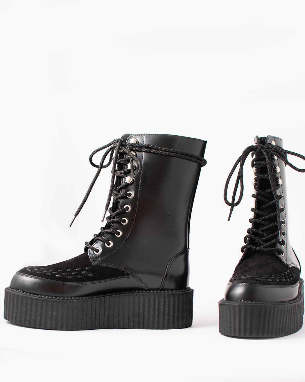 Bei PICK UP in Düsseldorf findest Du BBC, 20062, Creeper boot, black/polido suede UMD  und viel mehr von BBC