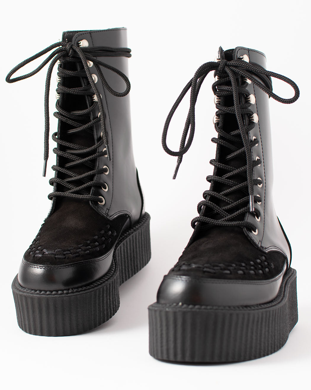 Bei PICK UP in Düsseldorf findest Du BBC, 20062, Creeper boot, black/polido suede UMD  und viel mehr von BBC