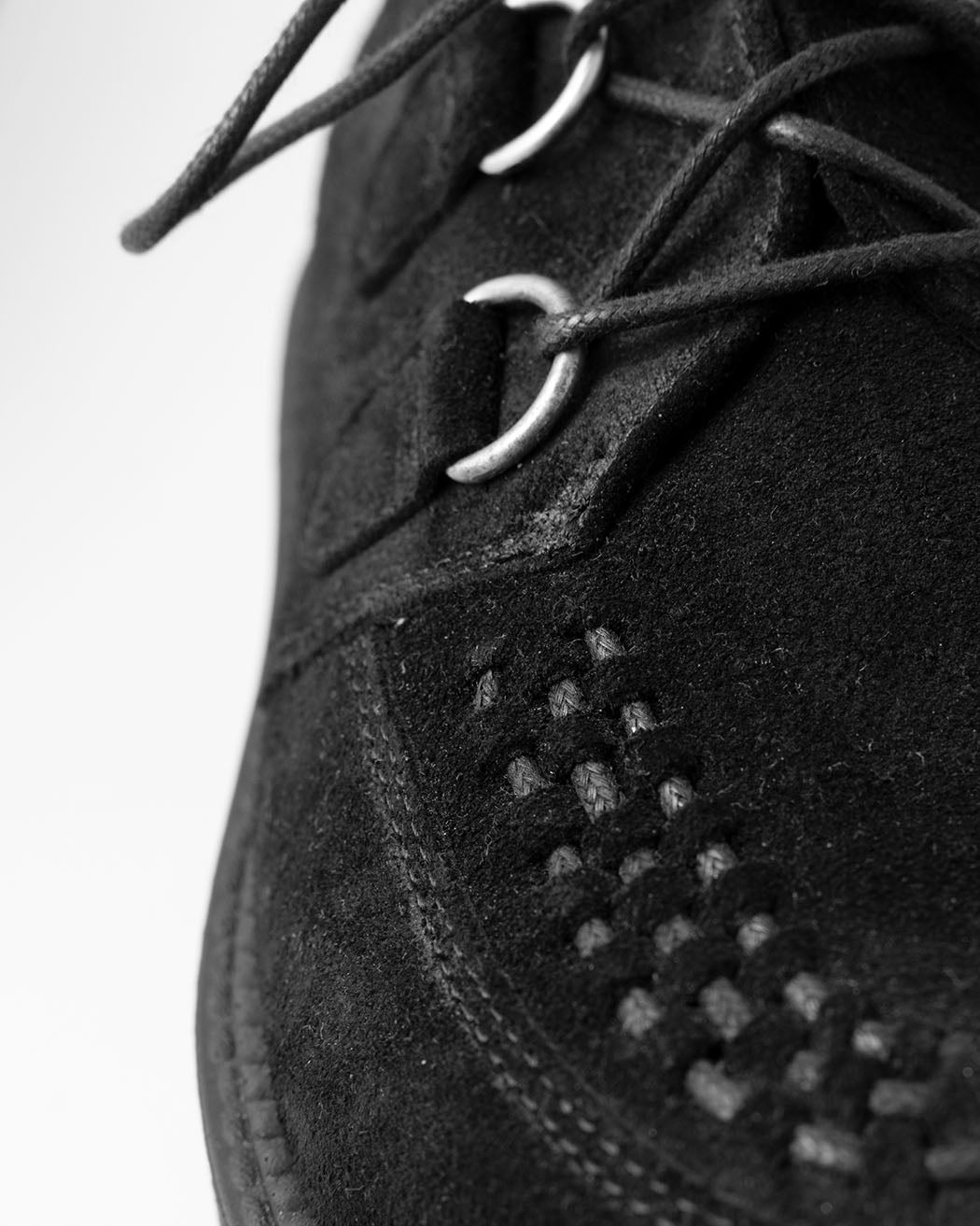 Bei PICK UP in Düsseldorf findest Du BBC, Creeper, UMD Double Sole, Black Suede  und viel mehr von BBC