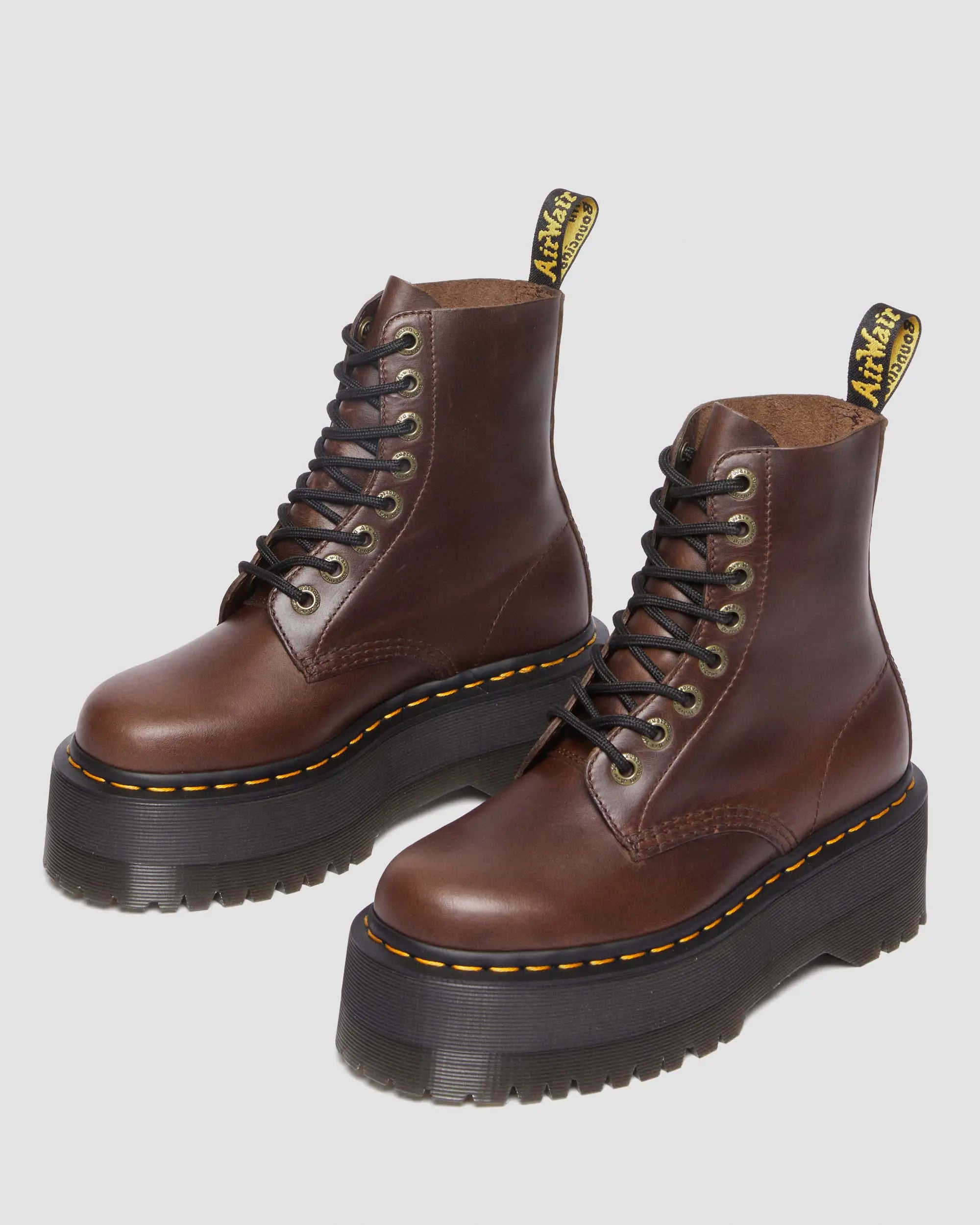 Dr. Martens 1460 Pascal Max Dark Brown Classic Pull Up