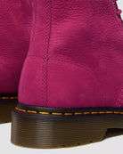 Bei PICK UP in Düsseldorf findest Du Dr. Martens, 1460 Pascal Fuchsia Pink Milled Nubuck Rb  und viel mehr von Dr. Martens