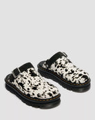 Dr. Martens Zebzag Mule Cream+Black Dalmatian Print Hair On – Detailansicht | PICK UP Düsseldorf