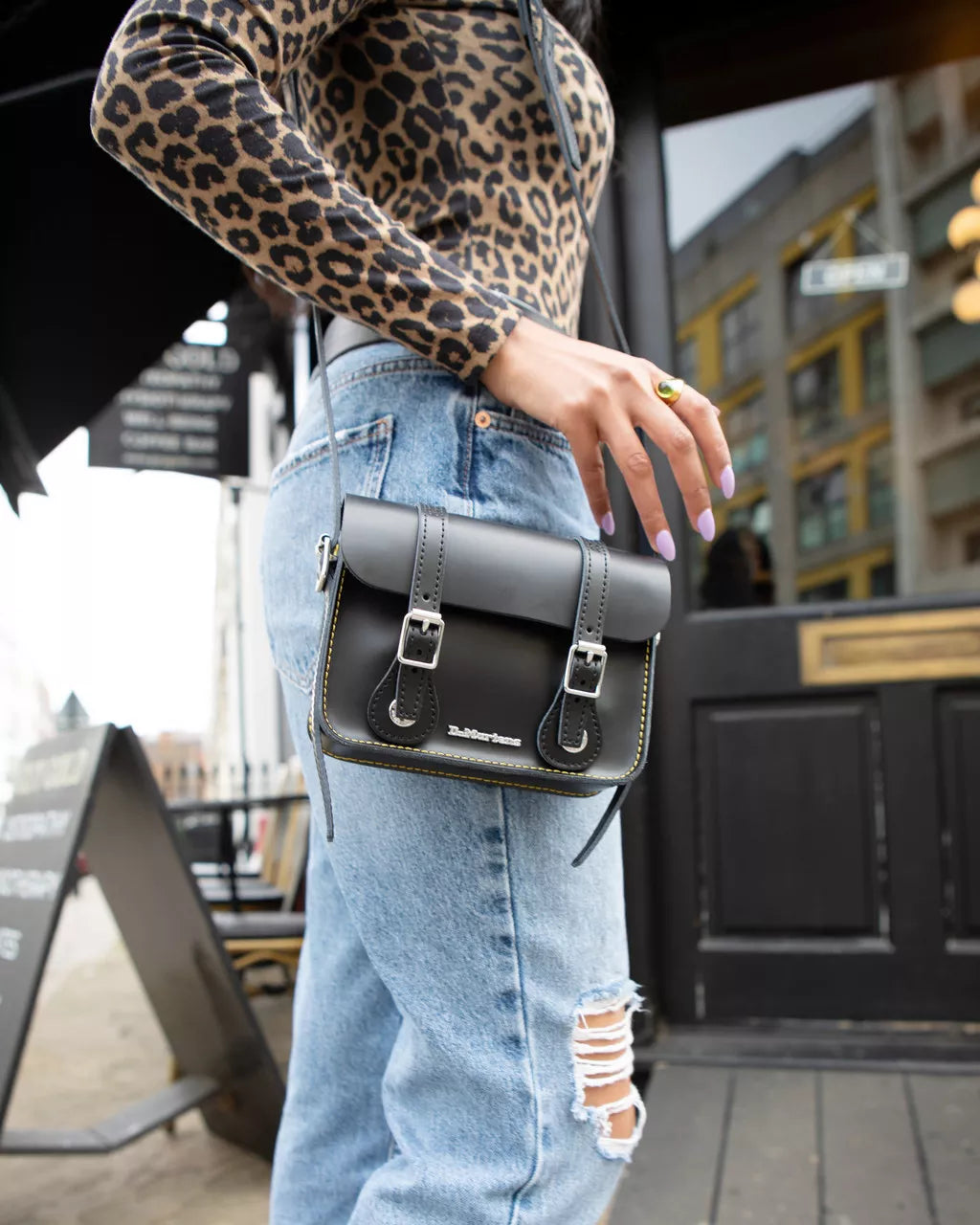 【DR MARTENS】7 Inch Kiev Leather Satchel サッチェル バッグ Dr. Martens, 7