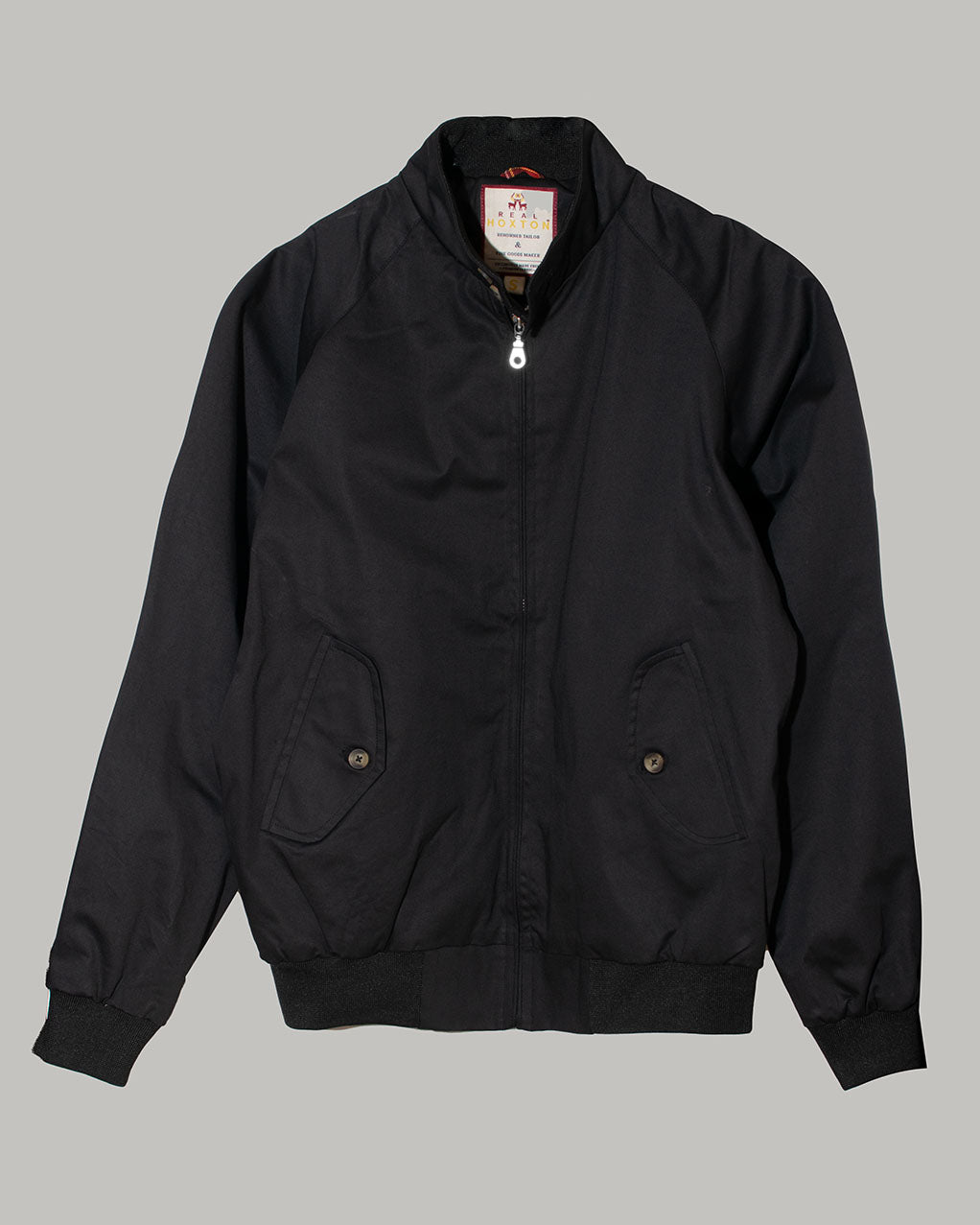 Hoxton Harrington Jacke Black – kariertes Futter | PICK UP Düsseldorf
