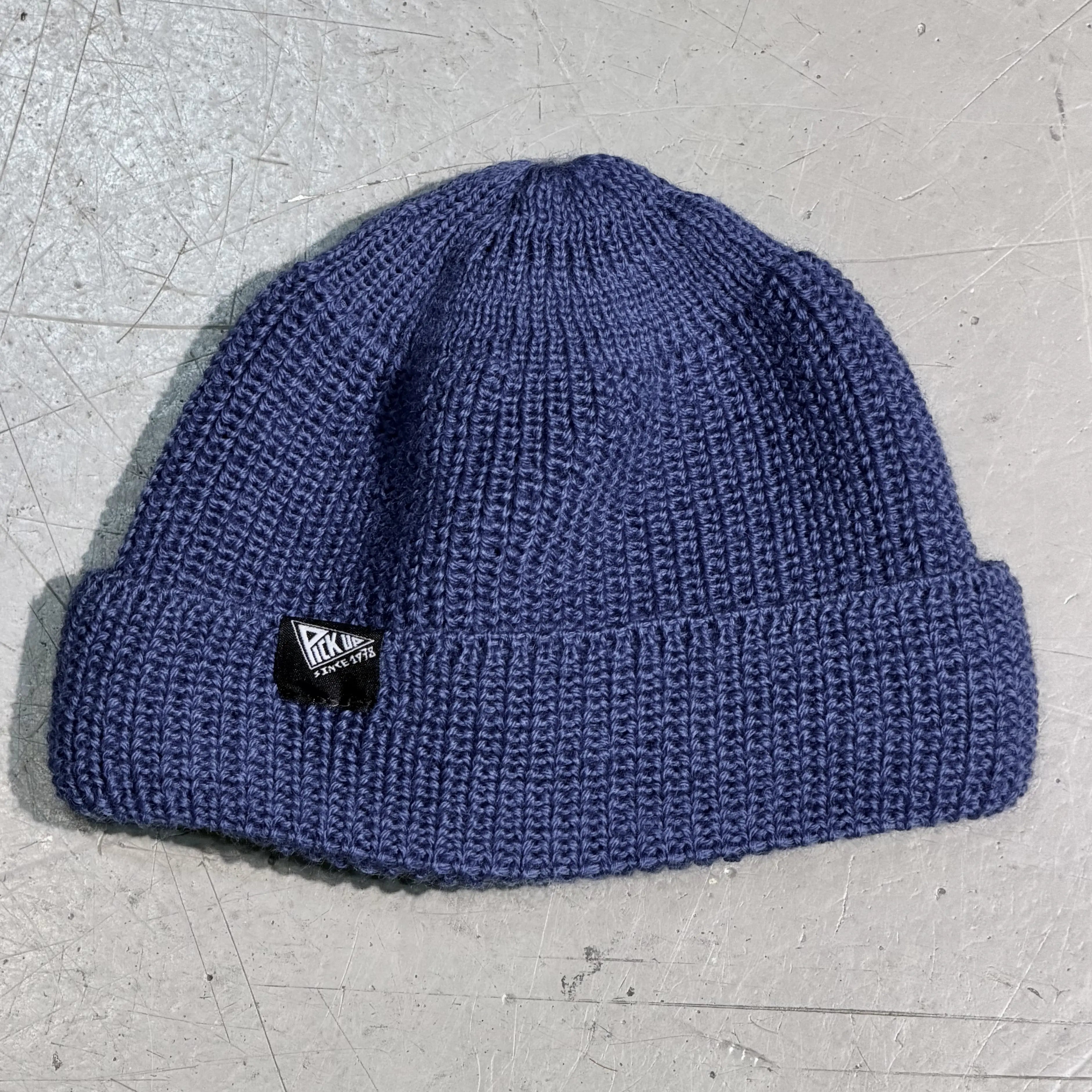 Bei PICK UP in Düsseldorf findest Du Pick Up, Walfänger Mütze Taubenblau  und viel mehr von Leuchtfeuer Strickwaren