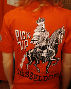 PICK UP Reiter T-Shirt Red mit großem Rider Print in Schwarz und Weiß