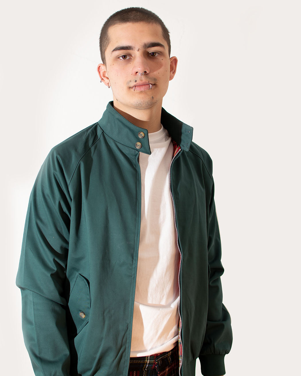 HOXTON HARRINGTON RACING GREEN – Detailansicht | PICK UP Düsseldorf