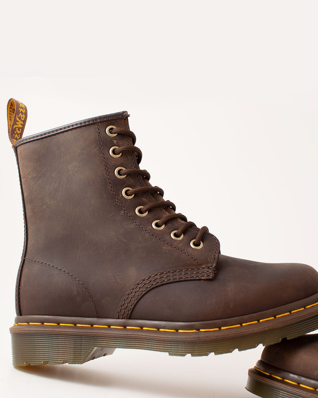 Dr martens fynn 2025 gaucho crazy horse