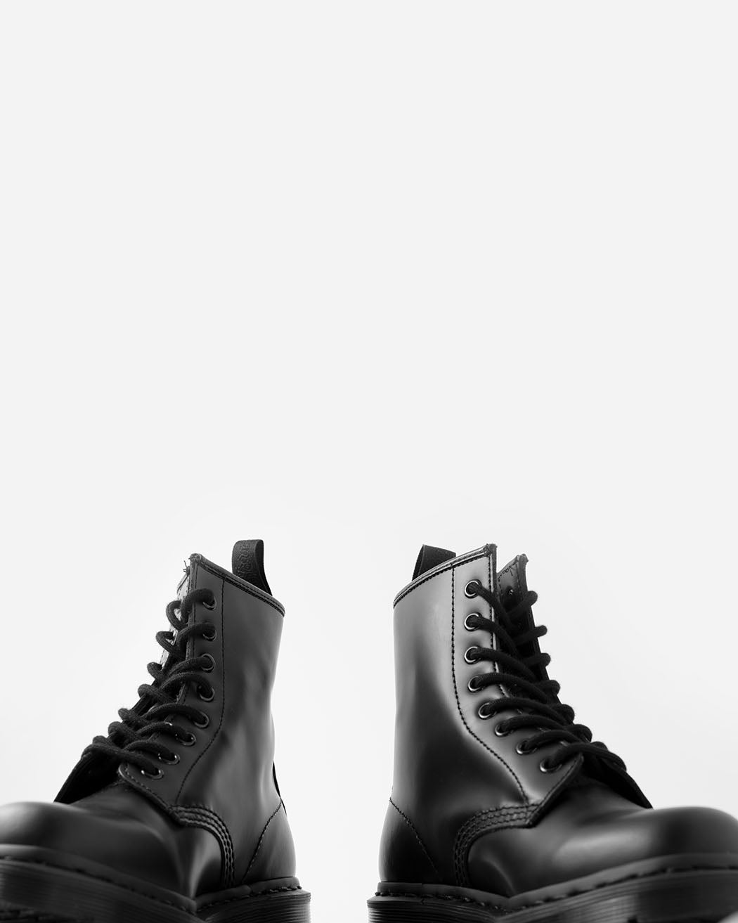 Dr martens 1460 smooth mono black best sale