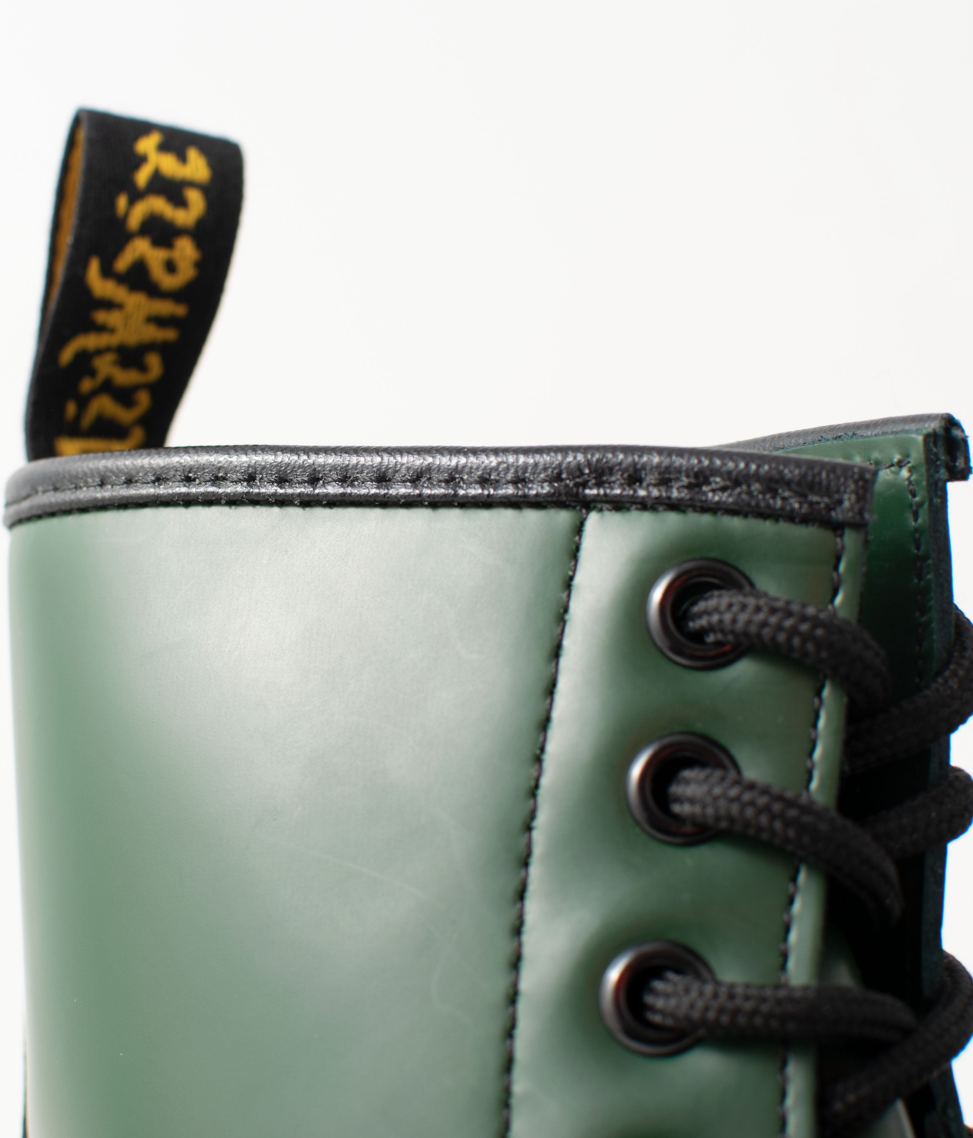 Dr martens 1460 smooth green best sale