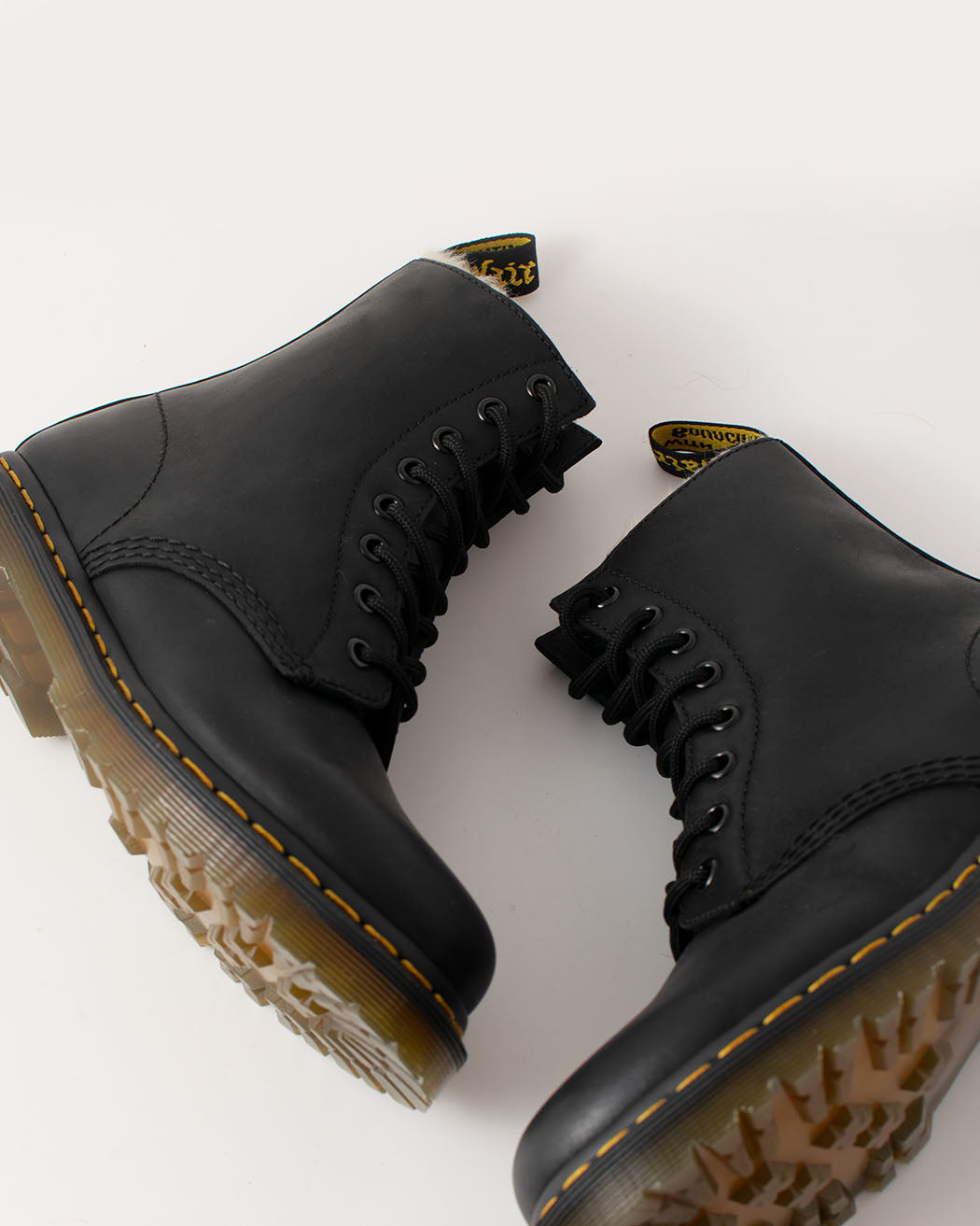 dr Martens 1460 Serena Burnished Wyoming Black