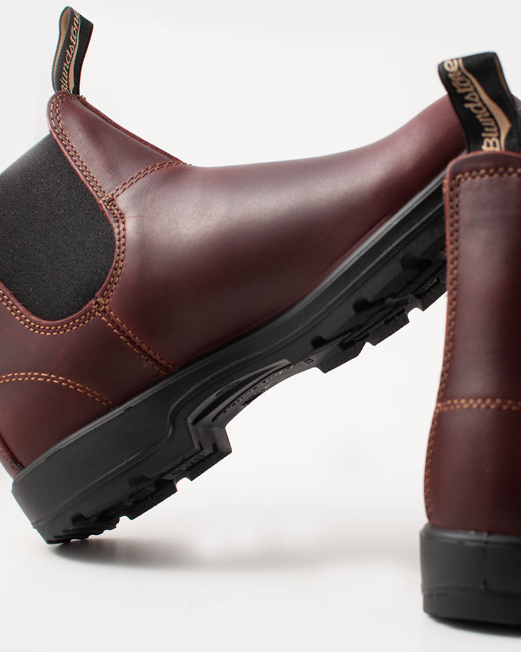 Blundstone Chelsea Boot 1440 burgundy smooth leather