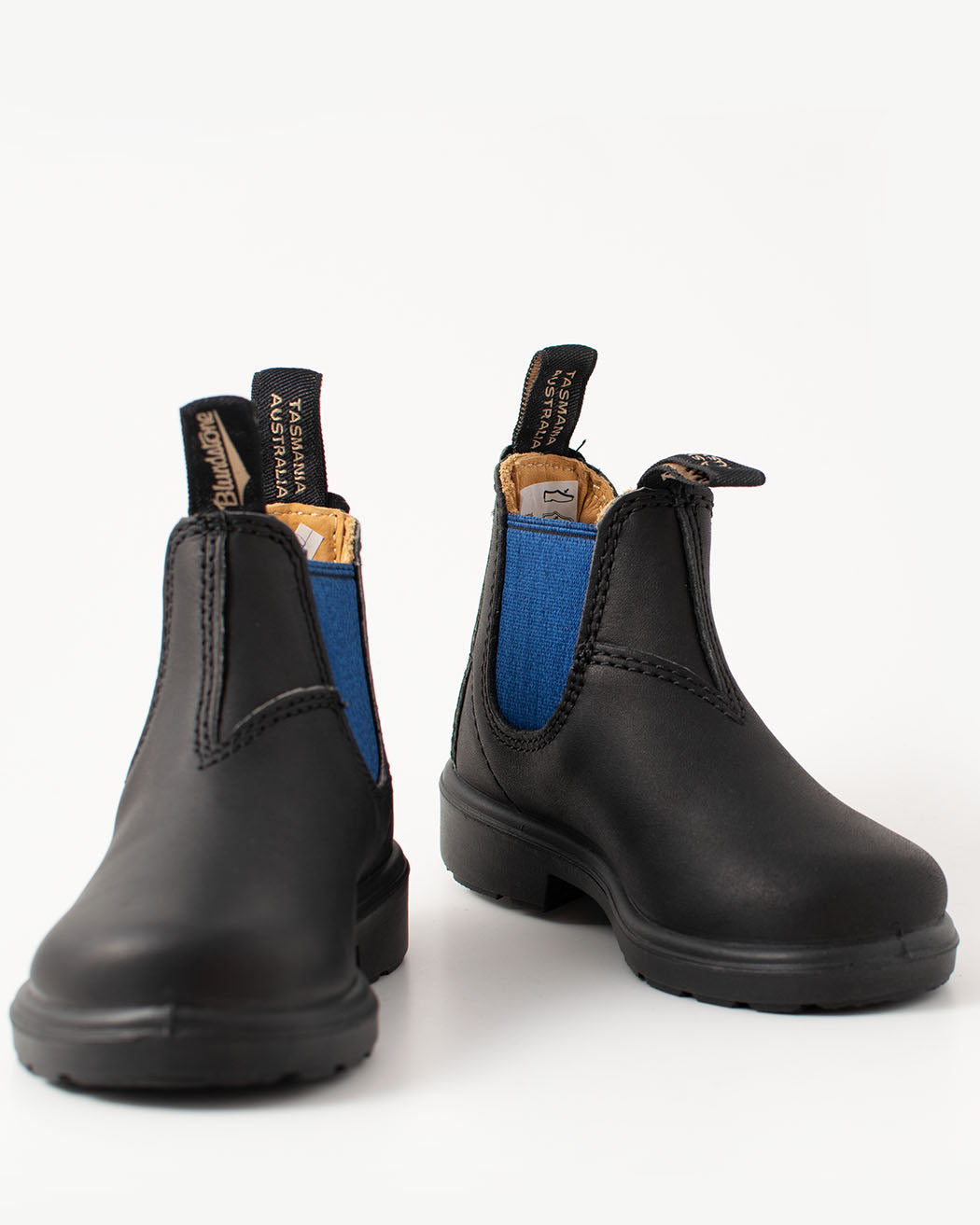 Blundstone Kids Chelsea Boot 580 black leather with blue details