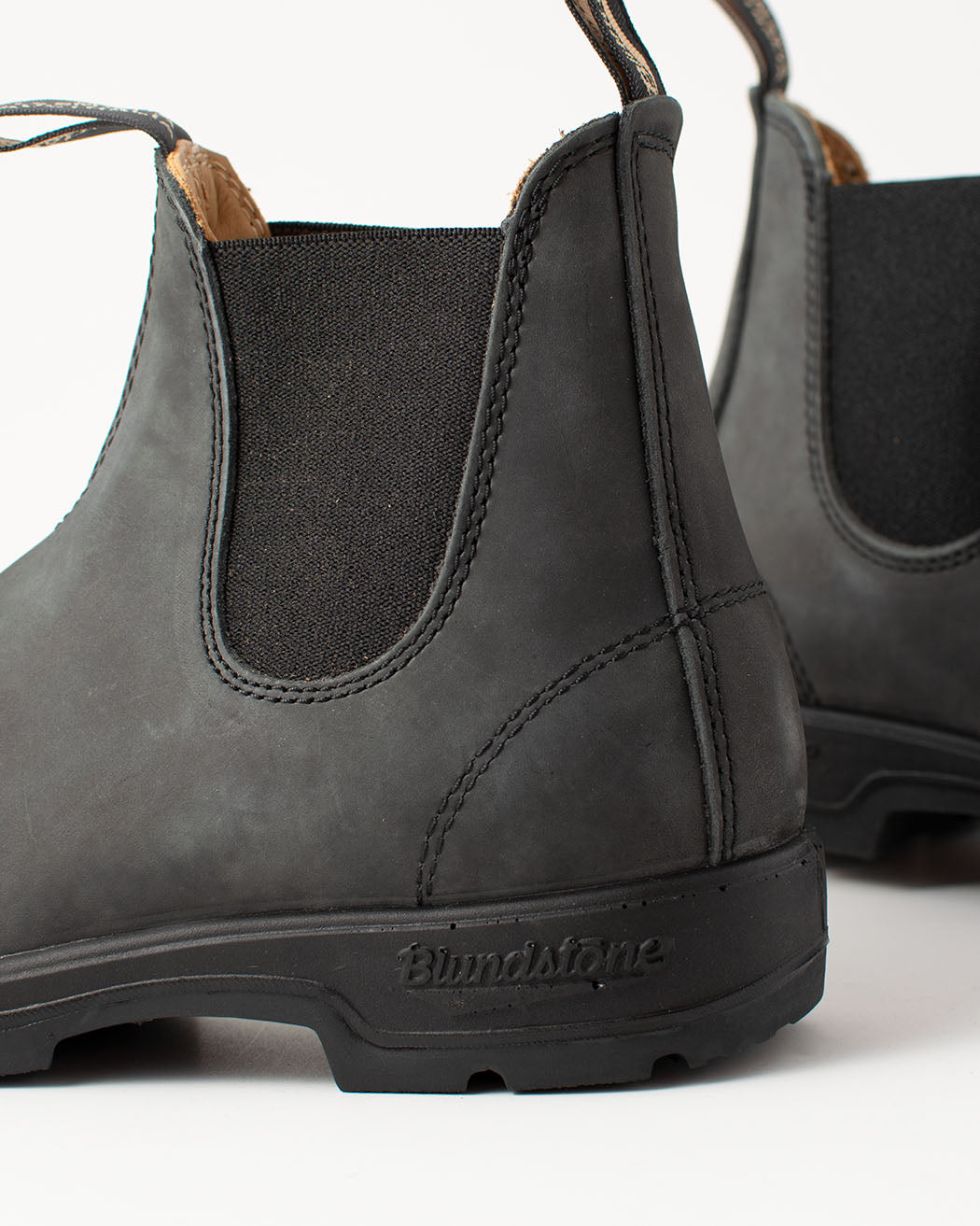 Blundstone Chelsea Boots 587 schwarzes Nubukleder