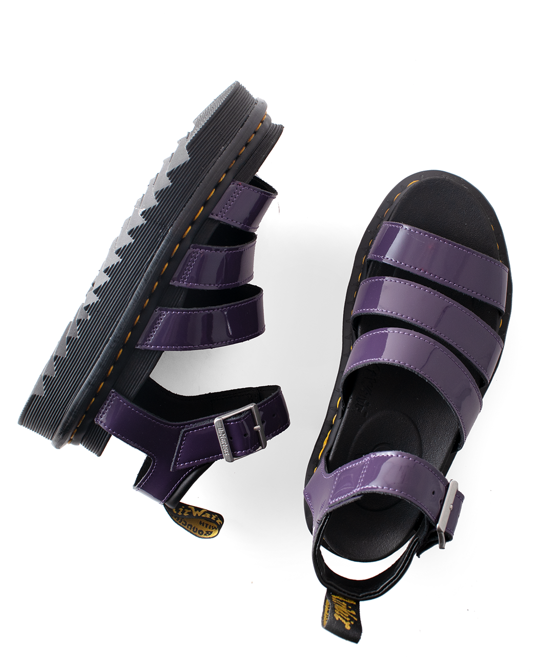 Bei PICK UP in Düsseldorf findest Du Dr. Martens, Blaire Blackcurrant Patent Lamper  und viel mehr von Dr. Martens